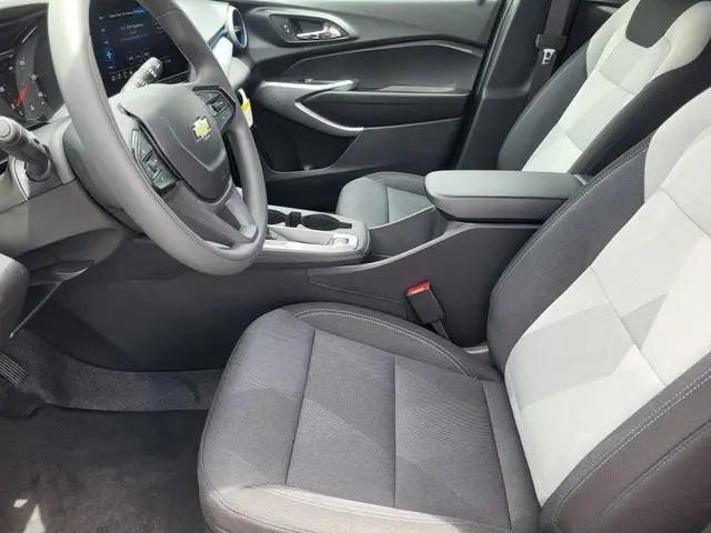 2026 Chevrolet Trax FWD LS