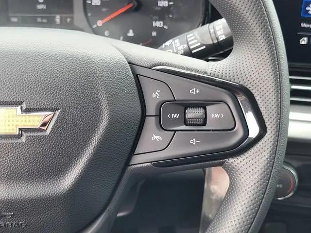 2026 Chevrolet Trax FWD LS