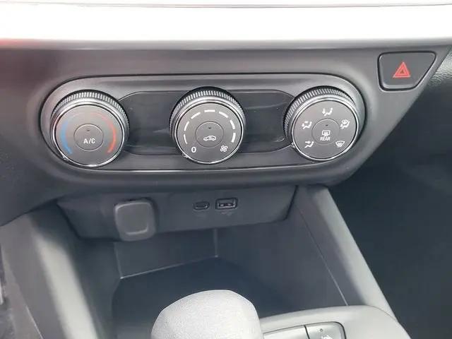 2026 Chevrolet Trax FWD LS
