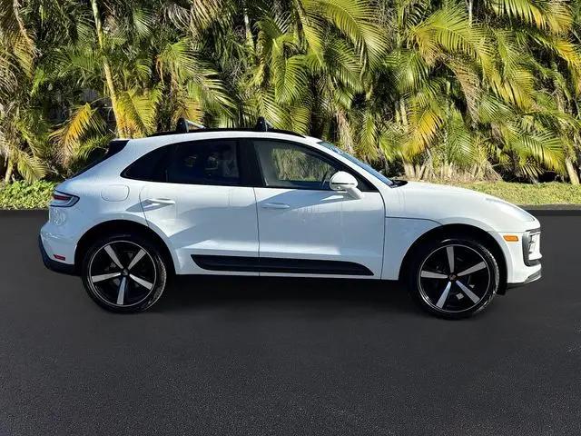2024 Porsche Macan Macan