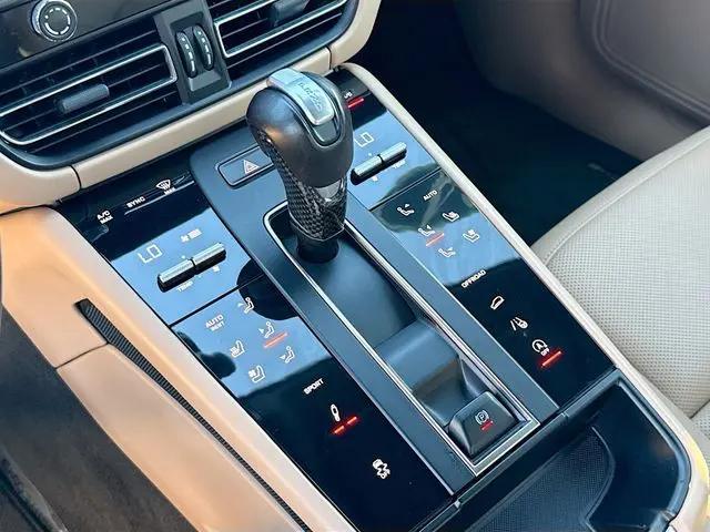 2024 Porsche Macan Macan