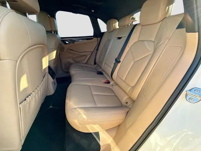 2024 Porsche Macan Macan