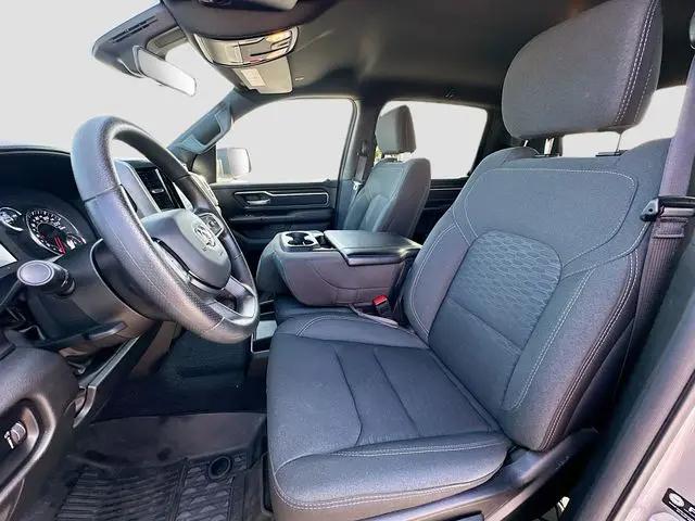 2025 Ram 1500 Big Horn Crew Cab 4x4 5'7" Box