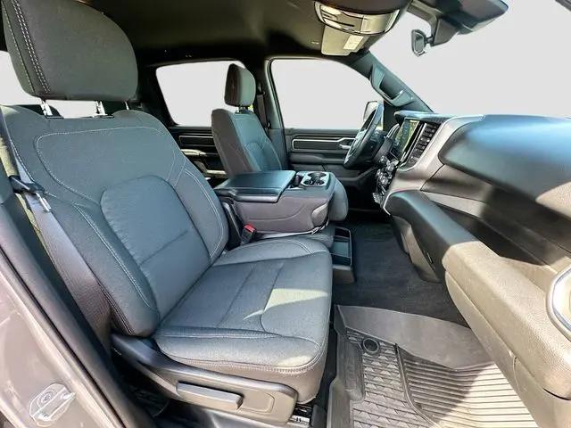 2025 Ram 1500 Big Horn Crew Cab 4x4 5'7" Box