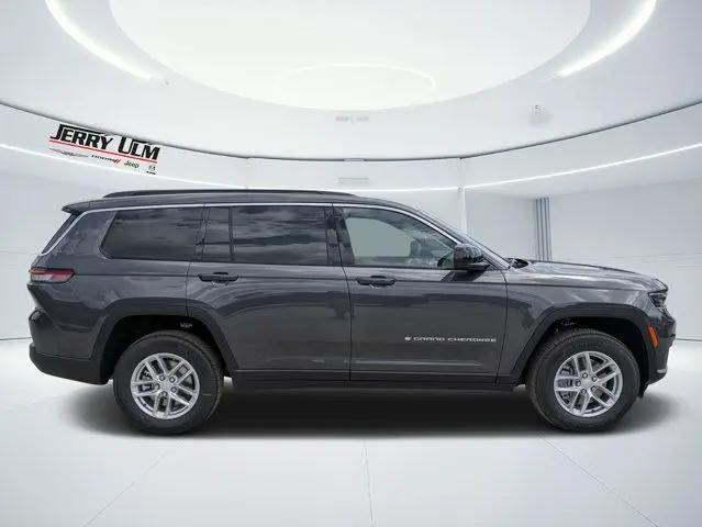 2026 Jeep Grand Cherokee L Laredo 4x2