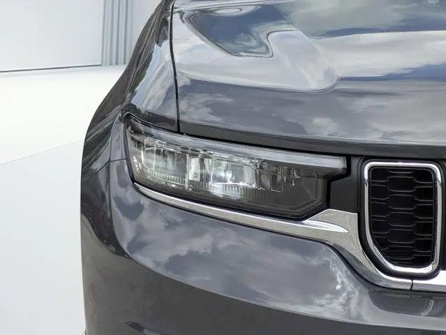 2026 Jeep Grand Cherokee L Laredo 4x2