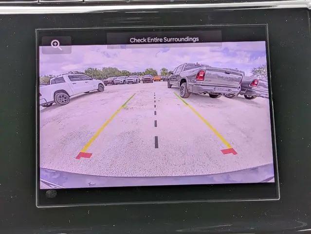 2026 Jeep Grand Cherokee L Laredo 4x2