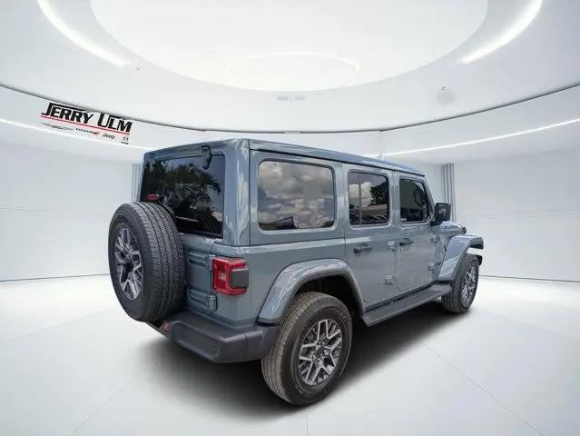 2026 Jeep Wrangler 4-Door Sahara 4x4