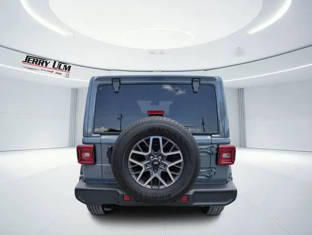 2026 Jeep Wrangler 4-Door Sahara 4x4