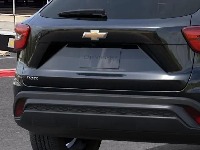 2026 Chevrolet Trax FWD LS