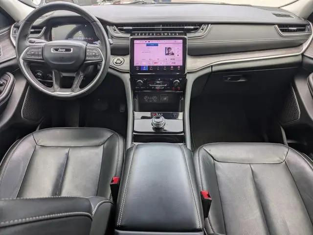 2022 Jeep Grand Cherokee Limited 4x2