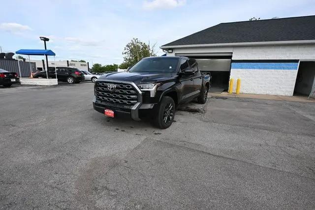 2023 Toyota Tundra Platinum