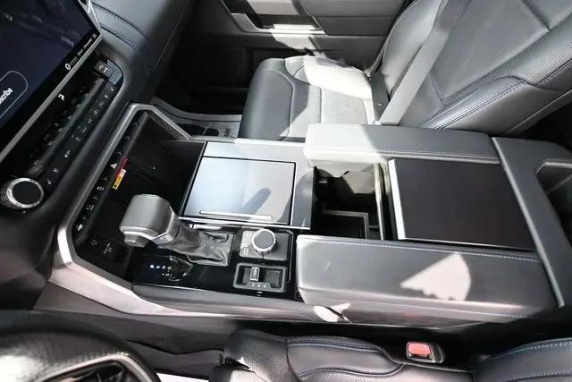 2023 Toyota Tundra Platinum