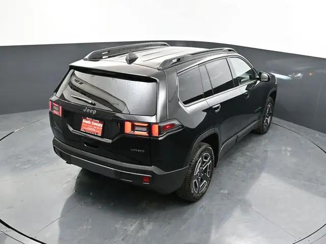 2026 Jeep Cherokee Laredo 4x4