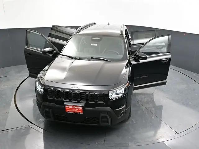 2026 Jeep Cherokee Laredo 4x4