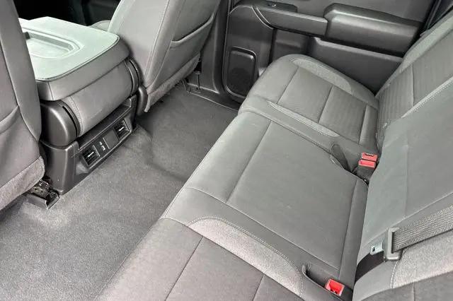 2024 GMC Sierra 1500 4WD Crew Cab Short Box Pro
