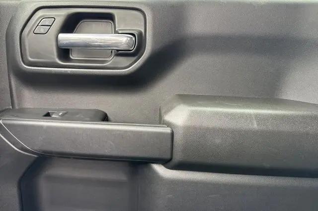 2024 GMC Sierra 1500 4WD Crew Cab Short Box Pro