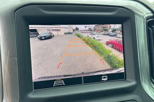 2024 GMC Sierra 1500 4WD Crew Cab Short Box Pro