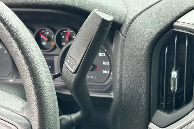 2024 GMC Sierra 1500 4WD Crew Cab Short Box Pro