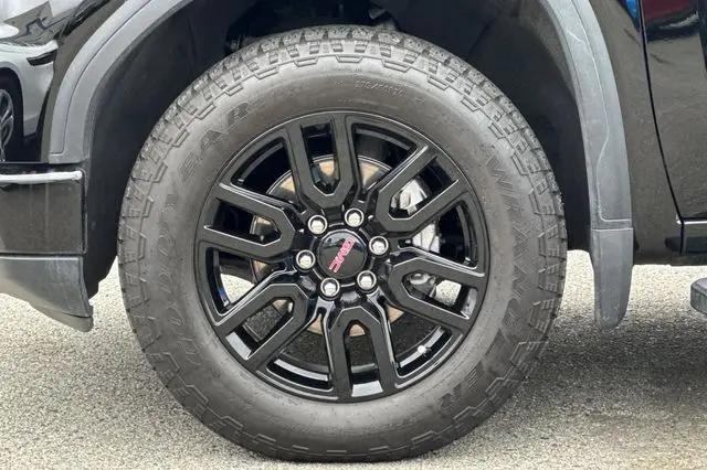 2024 GMC Sierra 1500 4WD Crew Cab Short Box Pro