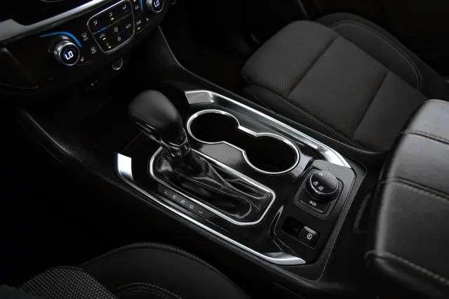 2021 Chevrolet Traverse AWD LT Cloth