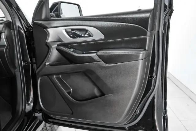 2021 Chevrolet Traverse AWD LT Cloth