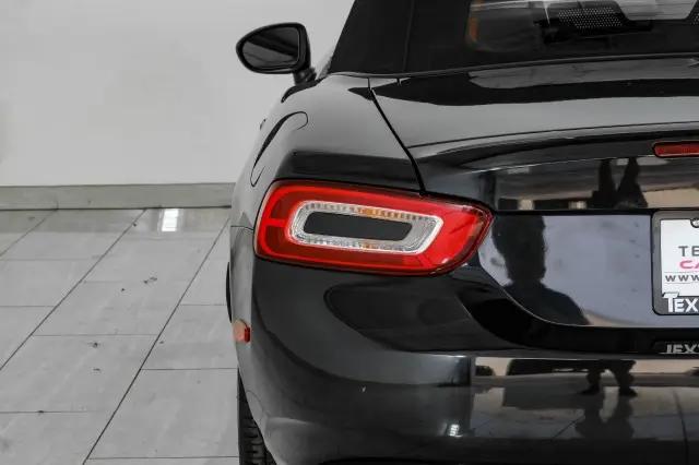 2017 Fiat 124 Spider Classica
