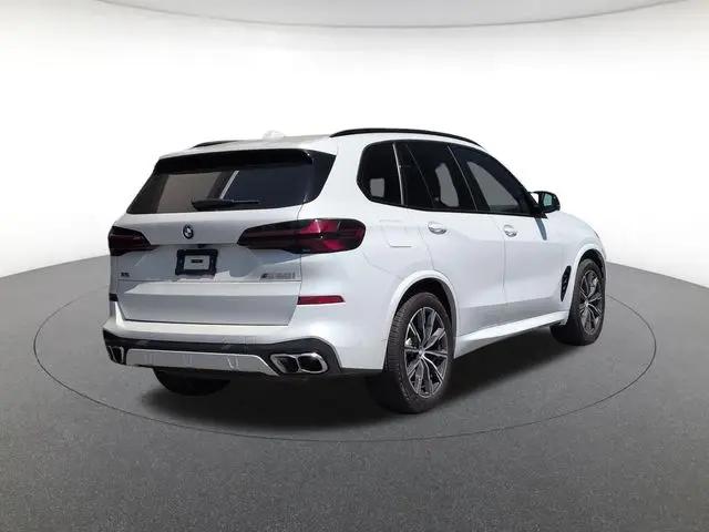 2026 BMW X5 M60i