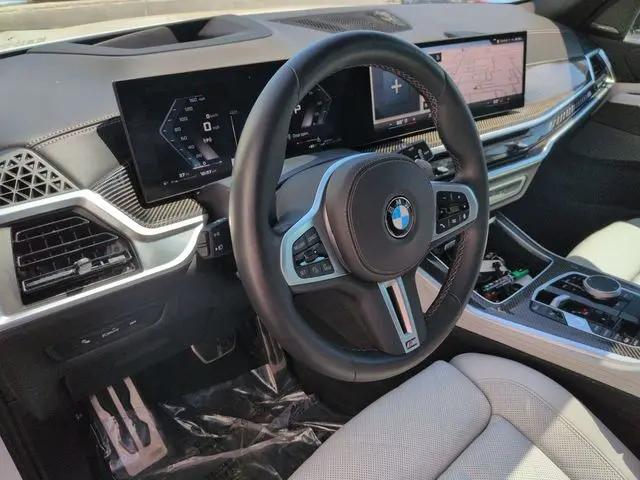 2026 BMW X5 M60i