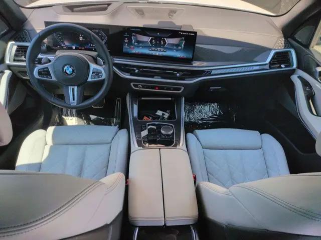 2026 BMW X5 M60i