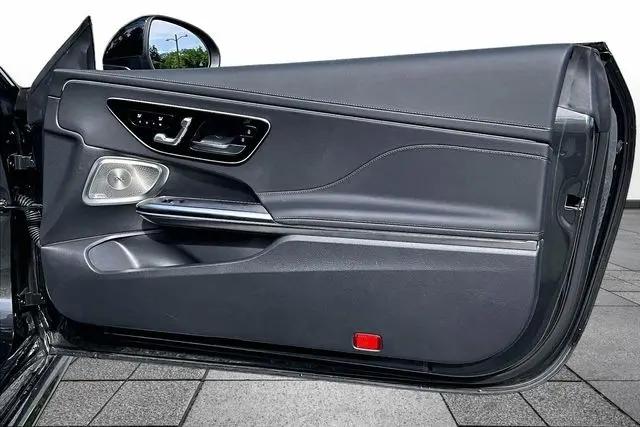 2026 Mercedes-Benz E-CLASS E 300 CLE 300