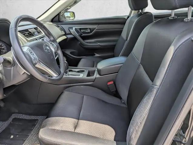 2017 Nissan Altima 2.5 SR
