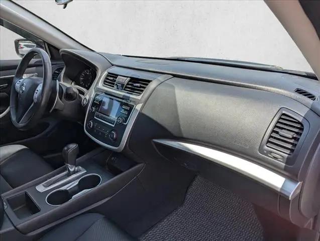 2017 Nissan Altima 2.5 SR