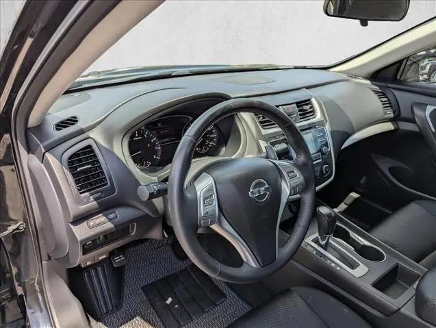 2017 Nissan Altima 2.5 SR