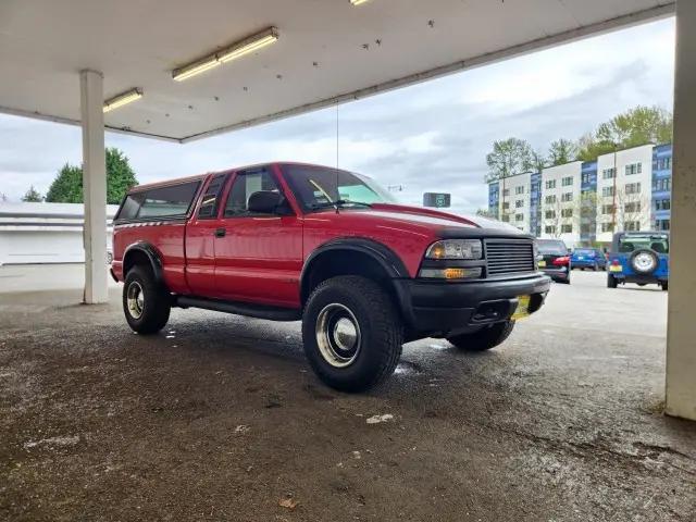 2003 Chevrolet S-10 LS