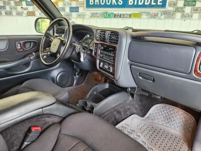 2003 Chevrolet S-10 LS