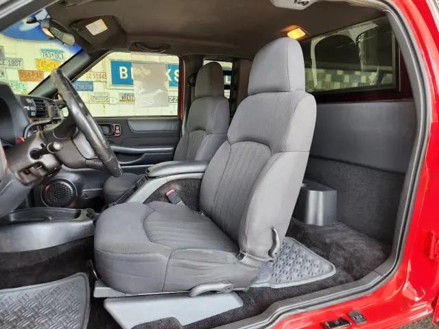 2003 Chevrolet S-10 LS