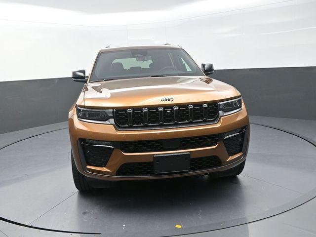2026 Jeep Grand Cherokee Limited Reserve