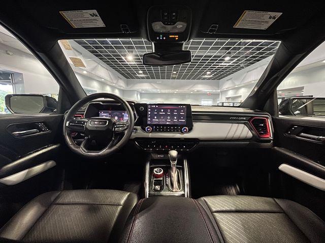 2023 GMC Canyon 4WD Crew Cab Short Box AT4X
