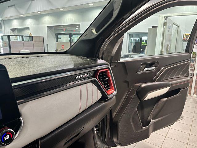 2023 GMC Canyon 4WD Crew Cab Short Box AT4X