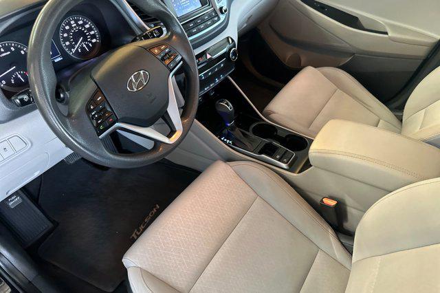 2016 Hyundai Tucson SE