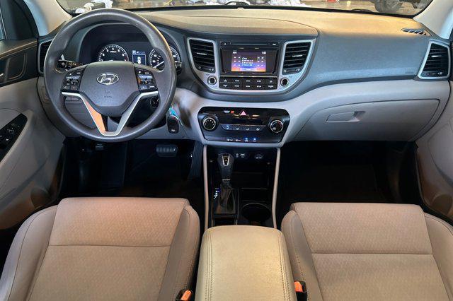 2016 Hyundai Tucson SE