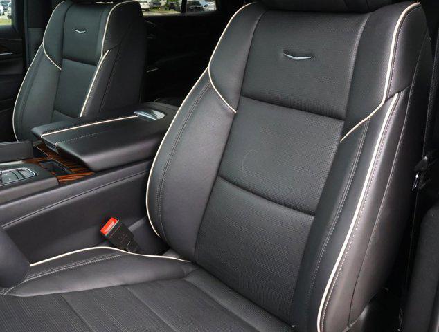 2024 Cadillac Escalade 2WD Premium Luxury