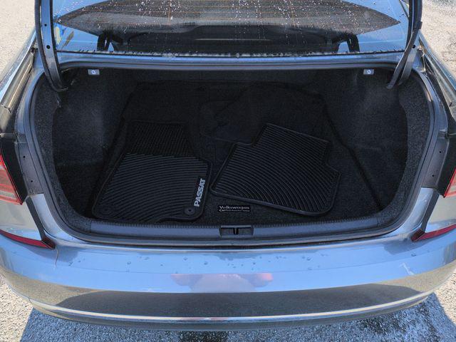 2018 Volkswagen Passat 2.0T SE
