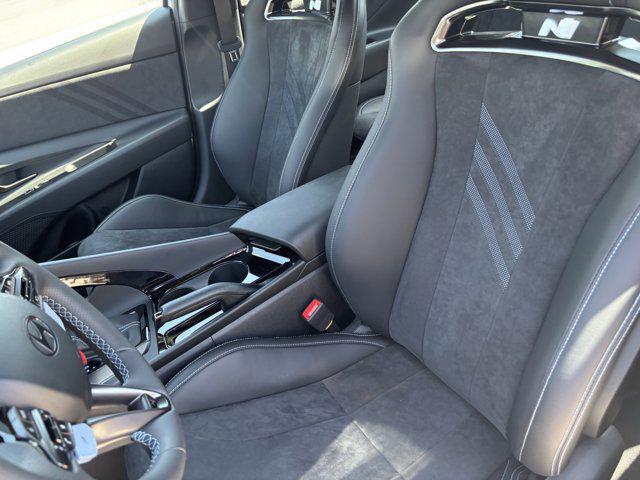 2026 Hyundai Elantra DCT