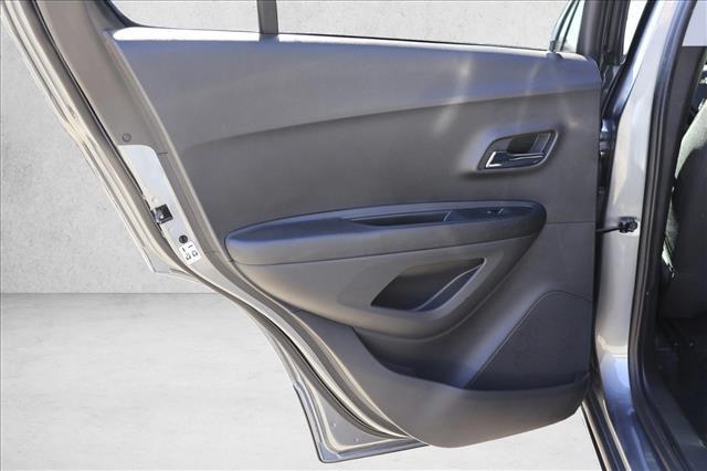 2020 Chevrolet Trax FWD LS