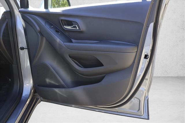 2020 Chevrolet Trax FWD LS