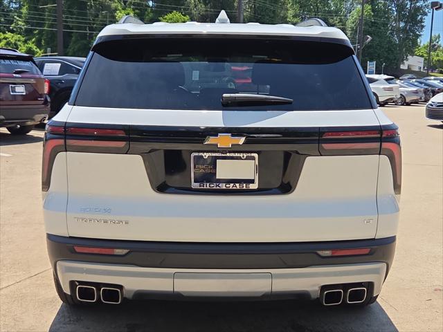 2024 Chevrolet Traverse FWD LT