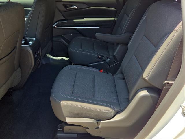 2024 Chevrolet Traverse FWD LT