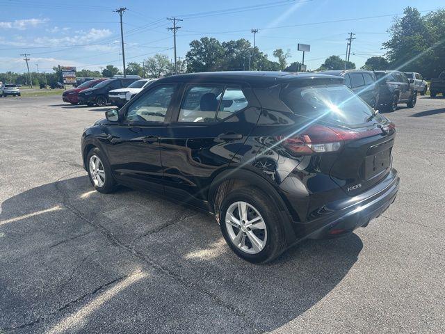 2024 Nissan Kicks S Xtronic CVT